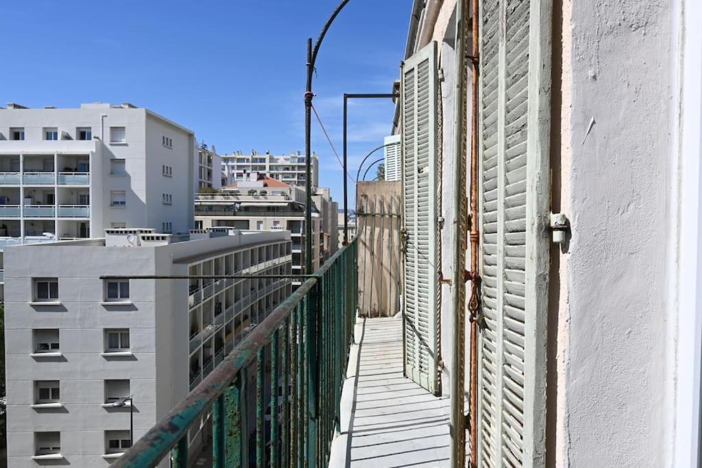 Magnifique Appartement T4, Plage Des Catalans Марсель Экстерьер фото